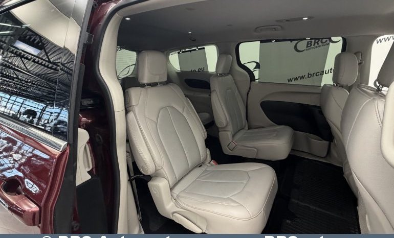 
								Chrysler Pacifica 3.6 V6 Automatas 2021 full									