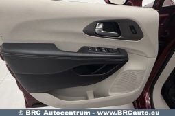 
										Chrysler Pacifica 3.6 V6 Automatas 2021 full									