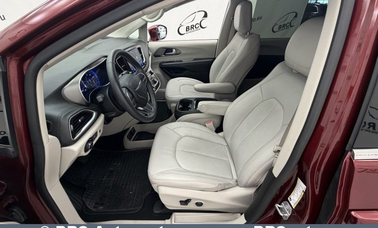 
								Chrysler Pacifica 3.6 V6 Automatas 2021 full									