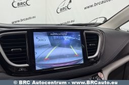
										Chrysler Pacifica 3.6 V6 Automatas 2021 full									
