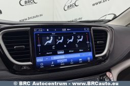 
										Chrysler Pacifica 3.6 V6 Automatas 2021 full									
