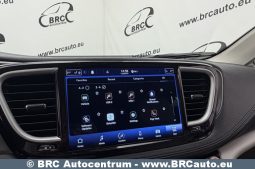 
										Chrysler Pacifica 3.6 V6 Automatas 2021 full									