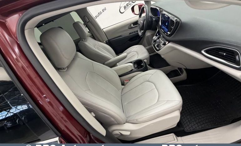 
								Chrysler Pacifica 3.6 V6 Automatas 2021 full									