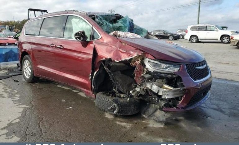 
								Chrysler Pacifica 3.6 V6 Automatas 2021 full									