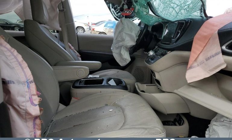 
								Chrysler Pacifica 3.6 V6 Automatas 2021 full									