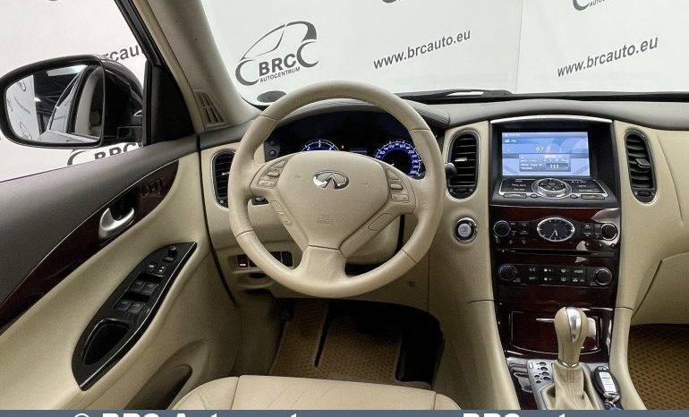 
								Infiniti EX30 3.0 d AWD Automatas 2012 full									