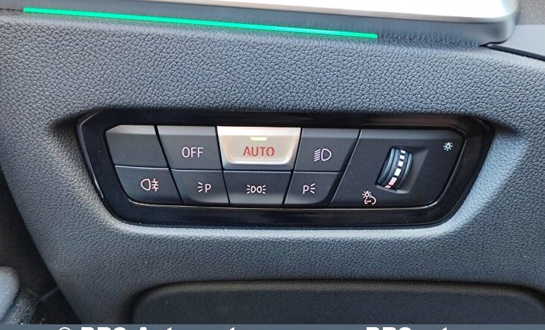 
								BMW 318 2.0d Sport Line Automatas 2020 full									