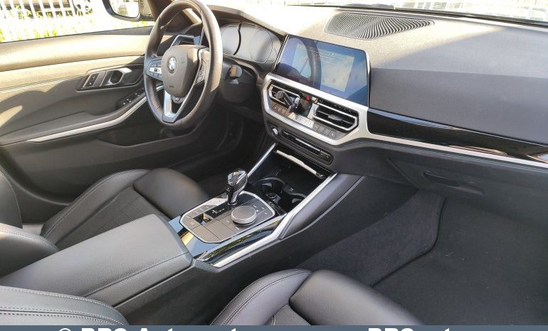 
								BMW 318 2.0d Sport Line Automatas 2020 full									