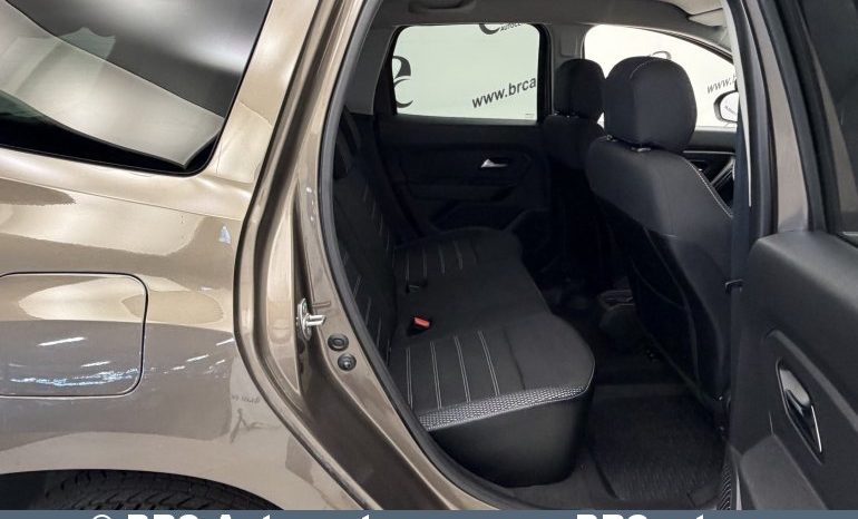 
								Dacia Duster 1.6i 2018 full									