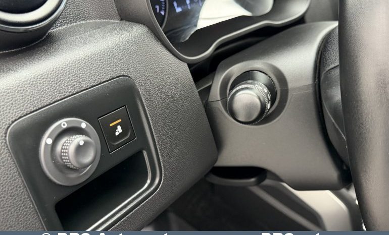 
								Dacia Duster 1.6i 2018 full									
