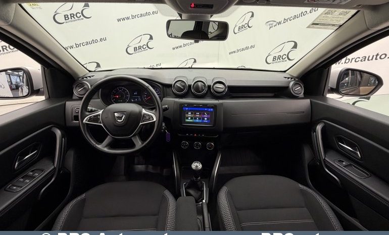 
								Dacia Duster 1.6i 2018 full									