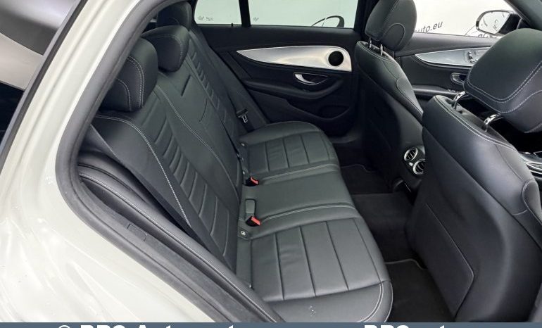 
								Mercedes-Benz E 300 de 4MATIC Automatas 2021 full									