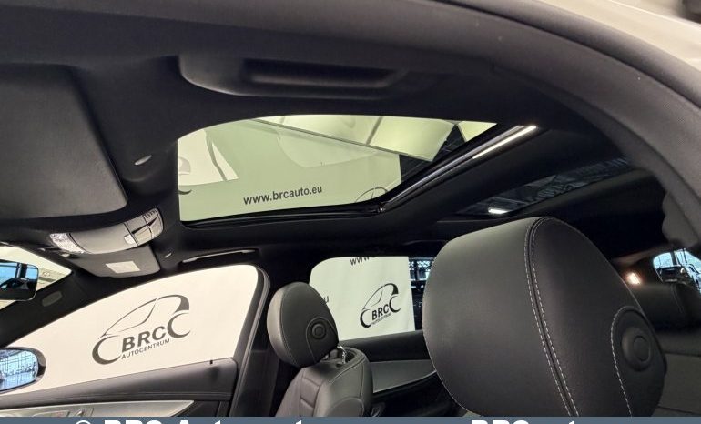 
								Mercedes-Benz E 300 de 4MATIC Automatas 2021 full									