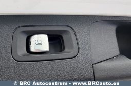 
										Mercedes-Benz E 300 de 4MATIC Automatas 2021 full									
