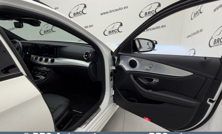
								Mercedes-Benz E 300 de 4MATIC Automatas 2021 full									