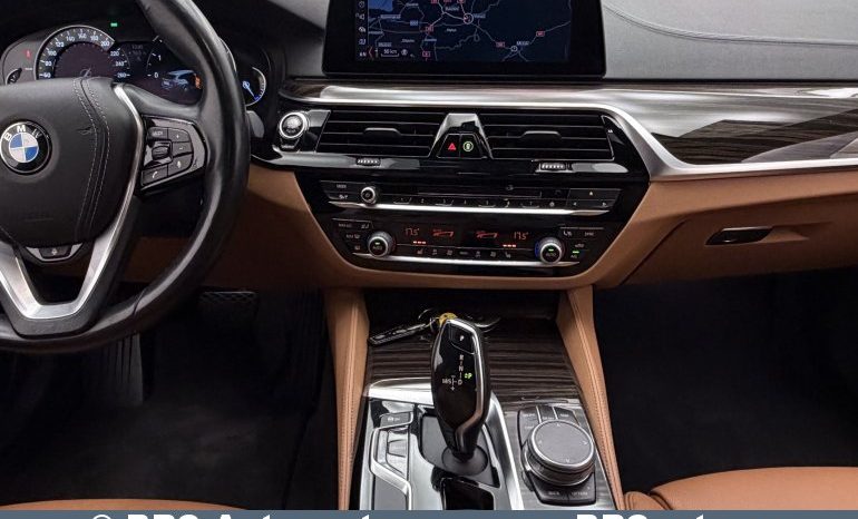 
								BMW 520 d Touring Automatas 2018 full									