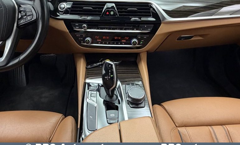 
								BMW 520 d Touring Automatas 2018 full									