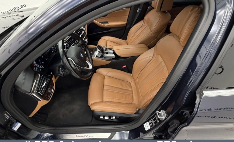 
								BMW 520 d Touring Automatas 2018 full									