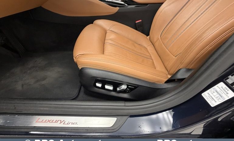 
								BMW 520 d Touring Automatas 2018 full									