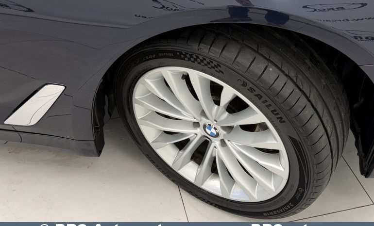 
								BMW 520 d Touring Automatas 2018 full									