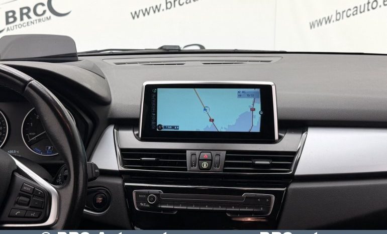 
								BMW 225 Active Tourer xe iPerformance Automatas 2017 full									