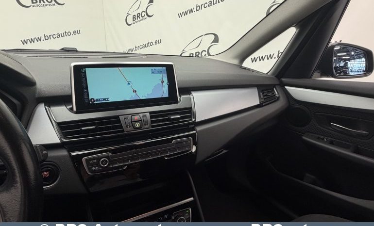 
								BMW 225 Active Tourer xe iPerformance Automatas 2017 full									
