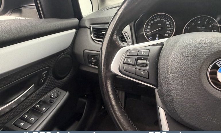 
								BMW 225 Active Tourer xe iPerformance Automatas 2017 full									