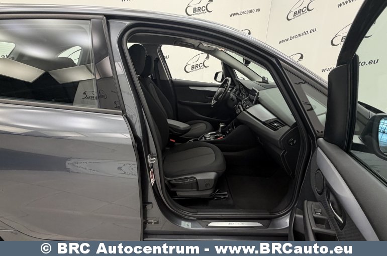 BMW 225 Active Tourer xe iPerformance Automatas 2017