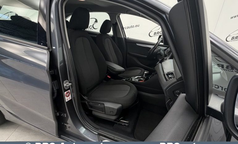 
								BMW 225 Active Tourer xe iPerformance Automatas 2017 full									