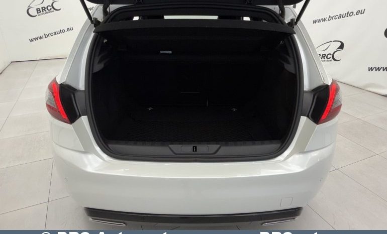 
								Peugeot 308 1.2 GT Automatas 2021 full									
