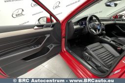 
										Volkswagen Passat 2.0TDI Variant 4Motion R-line Automatas 2019 full									