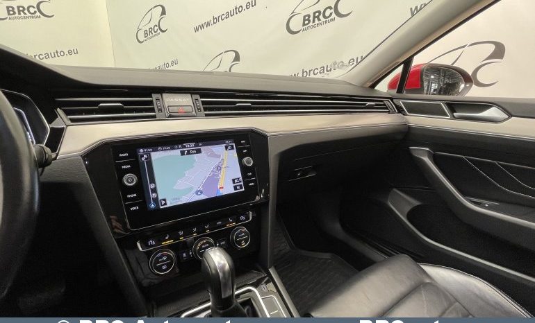 
								Volkswagen Passat 2.0TDI Variant 4Motion R-line Automatas 2019 full									