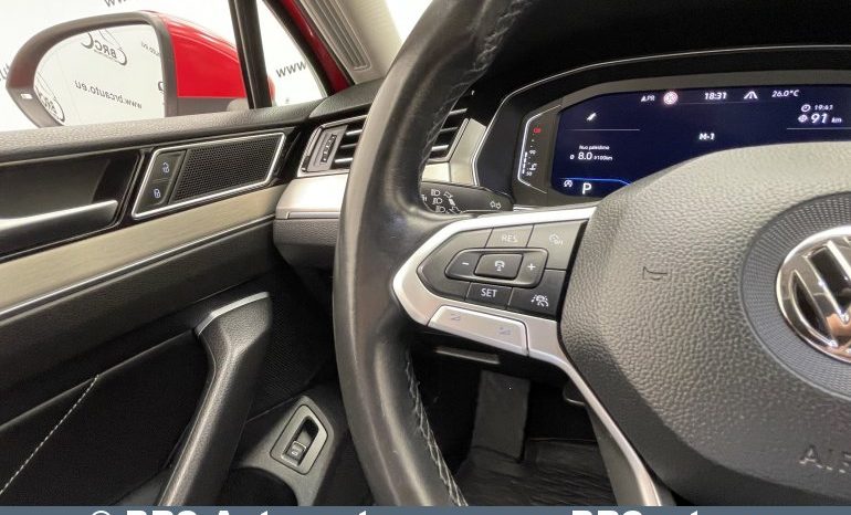 
								Volkswagen Passat 2.0TDI Variant 4Motion R-line Automatas 2019 full									
