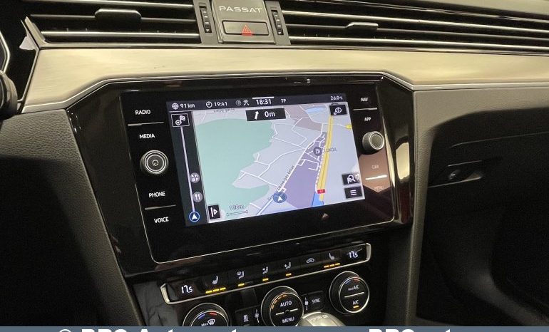 
								Volkswagen Passat 2.0TDI Variant 4Motion R-line Automatas 2019 full									