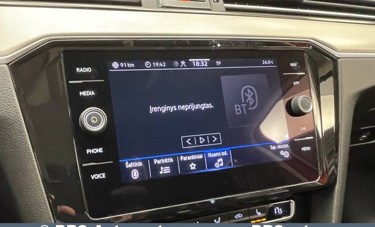 
								Volkswagen Passat 2.0TDI Variant 4Motion R-line Automatas 2019 full									