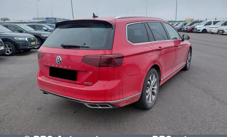 
								Volkswagen Passat 2.0TDI Variant 4Motion R-line Automatas 2019 full									