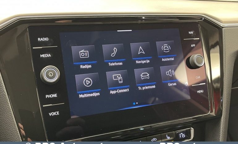 
								Volkswagen Passat 2.0TDI Variant 4Motion R-line Automatas 2019 full									