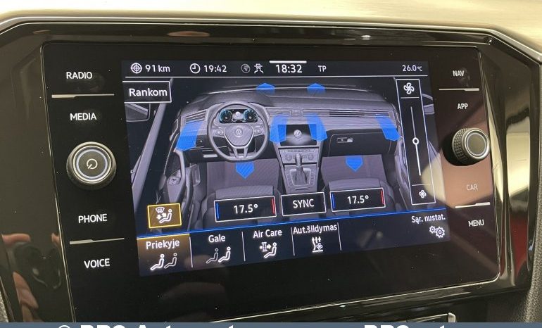 
								Volkswagen Passat 2.0TDI Variant 4Motion R-line Automatas 2019 full									
