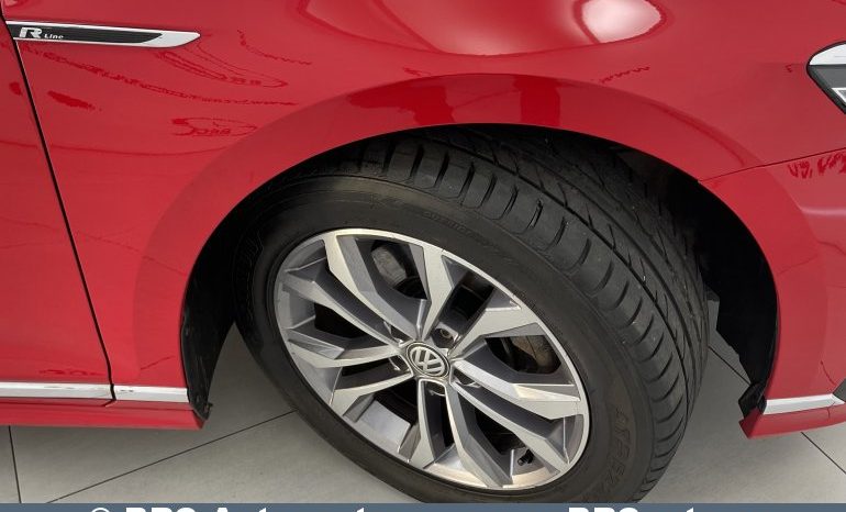 
								Volkswagen Passat 2.0TDI Variant 4Motion R-line Automatas 2019 full									