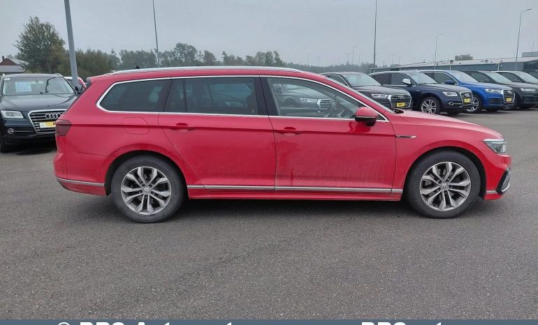
								Volkswagen Passat 2.0TDI Variant 4Motion R-line Automatas 2019 full									