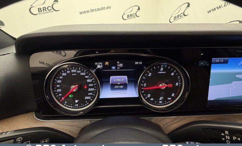 
								Mercedes-Benz E 220 d Automatas 2019 full									