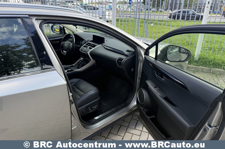 Lexus NX300h 2.5 Hybrid AWD Automatas 2018