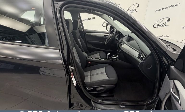 
								BMW X1 sDrive18 2011 full									