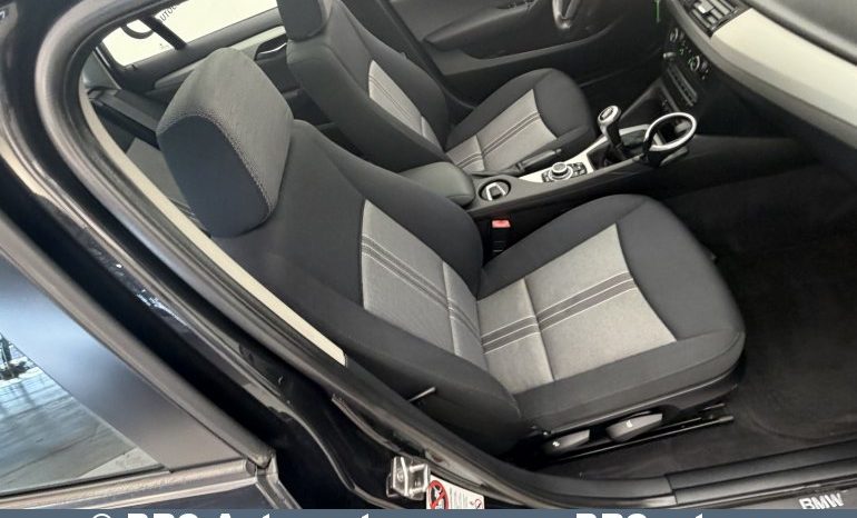 
								BMW X1 sDrive18 2011 full									