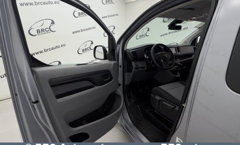 
								Opel Vivaro 2.0 BlueHDi Zafira Life 2020 full									