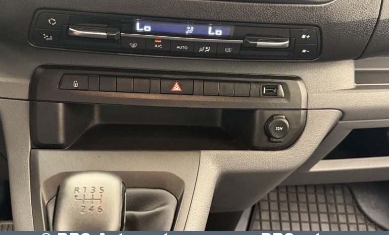 
								Opel Vivaro 2.0 BlueHDi Zafira Life 2020 full									