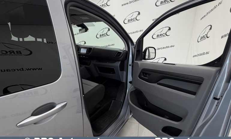
								Opel Vivaro 2.0 BlueHDi Zafira Life 2020 full									