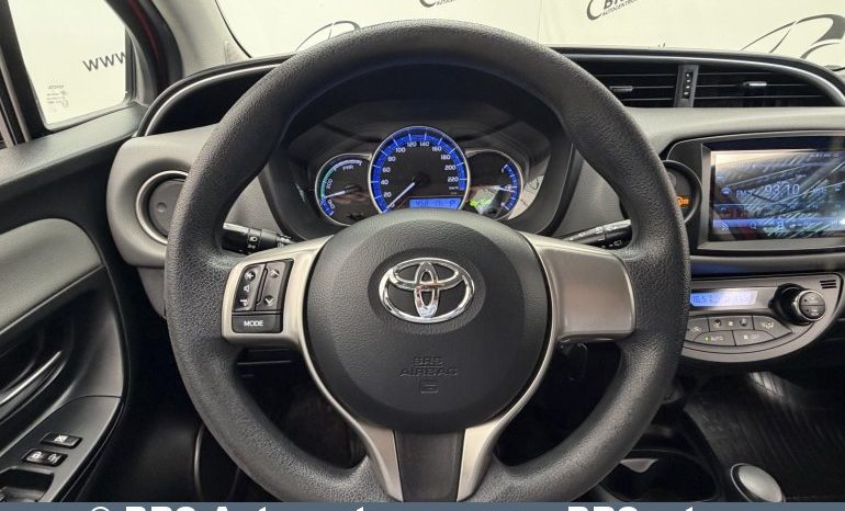 
								Toyota Yaris 1.5 Hybrid Automatas 2015 full									