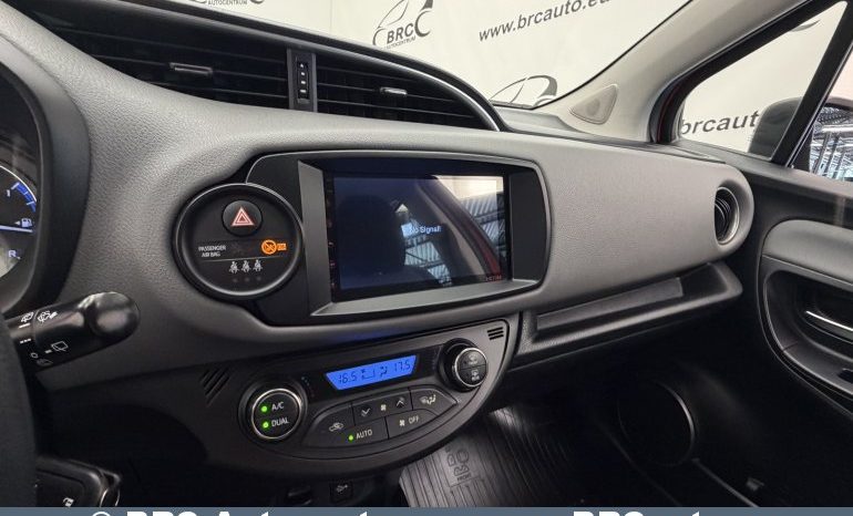 
								Toyota Yaris 1.5 Hybrid Automatas 2015 full									