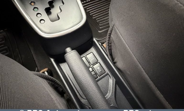 
								Toyota Yaris 1.5 Hybrid Automatas 2015 full									